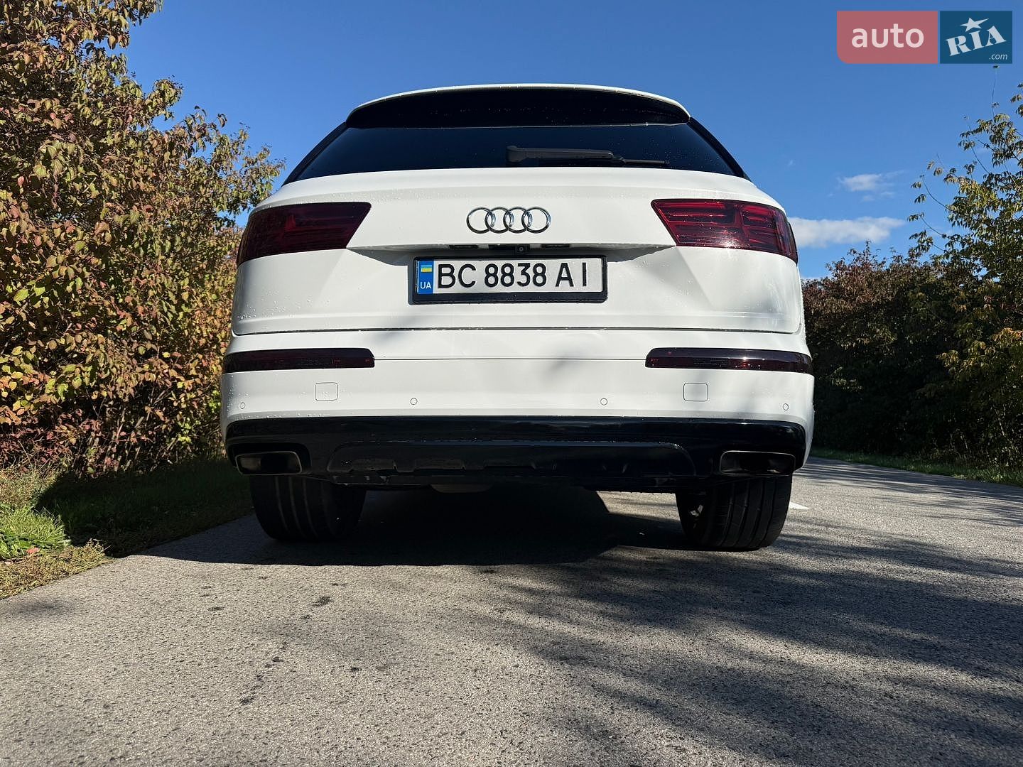 Audi Q7 2016 VIN WA1LAAF71HD020907 фото оголошення 11 з 22