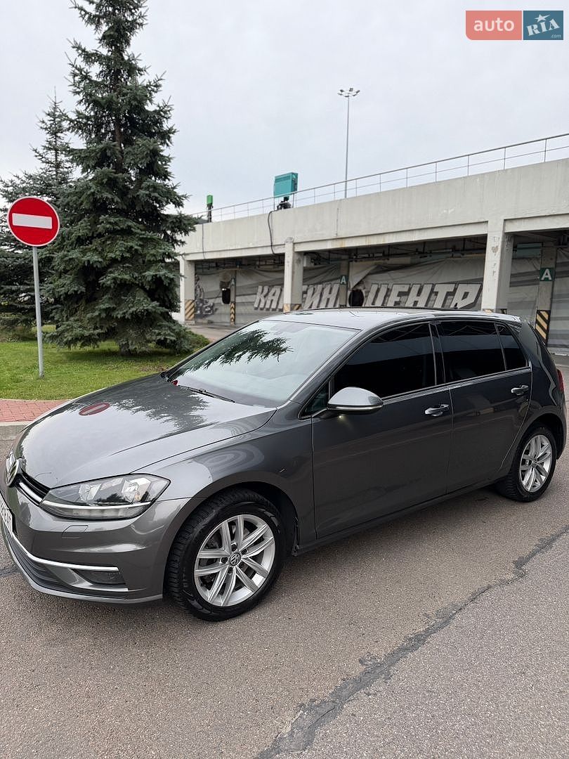Volkswagen Golf 2017 VIN WVWZZZAUZJP000482 фото оголошення 2 з 59