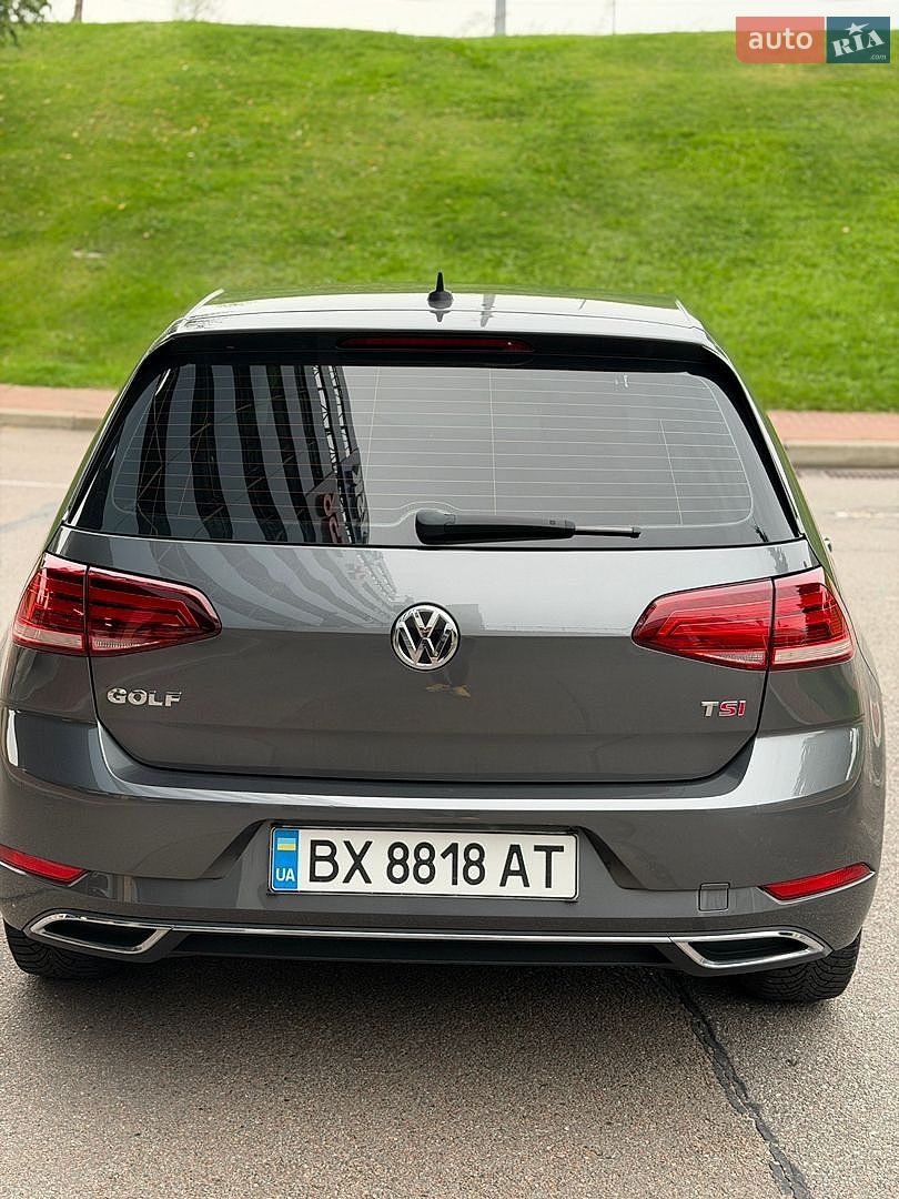 Volkswagen Golf 2017 VIN WVWZZZAUZJP000482 фото оголошення 7 з 59