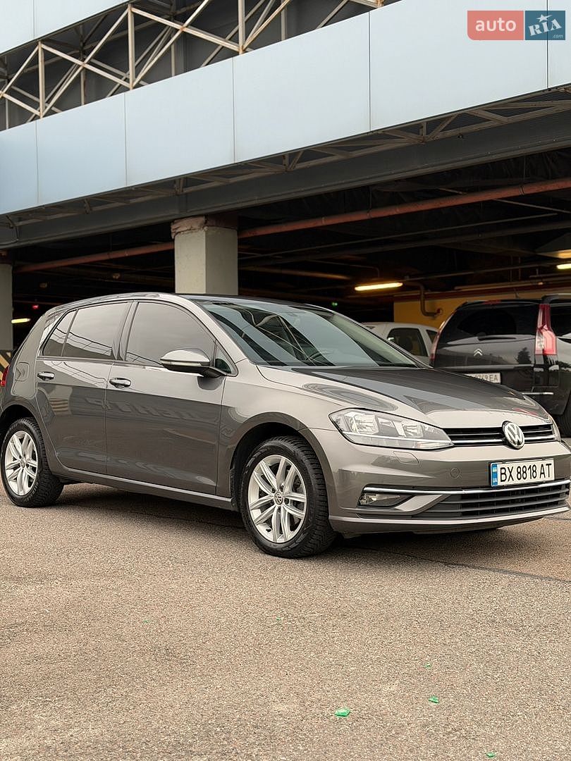 Volkswagen Golf 2017 VIN WVWZZZAUZJP000482 фото оголошення 11 з 59