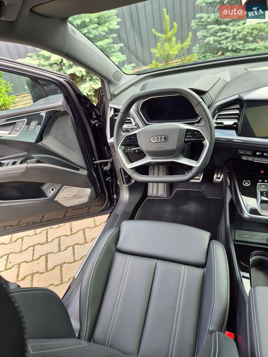 Audi Q4 e-tron 2025 VIN LFVVB9G32S5230674 фото оголошення 32 з 69