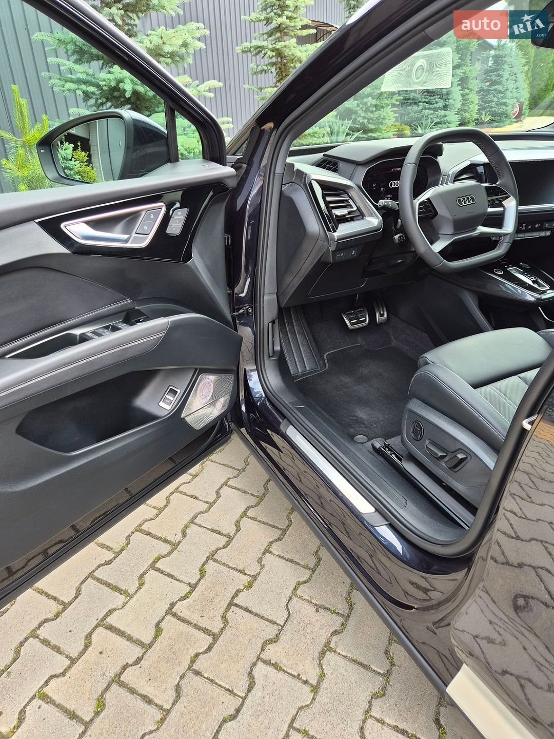 Audi Q4 e-tron 2025 VIN LFVVB9G32S5230674 фото оголошення 35 з 69