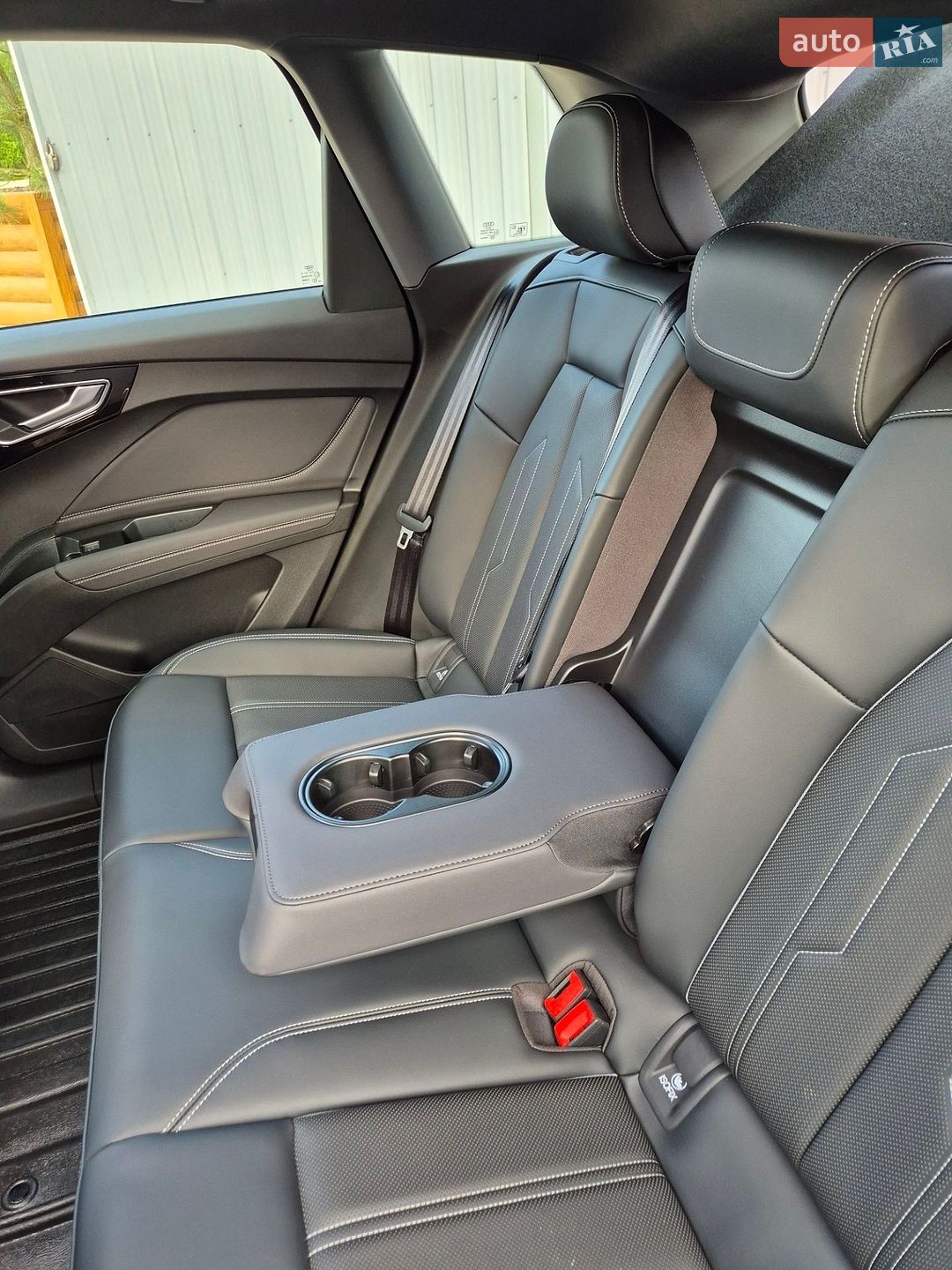 Audi Q4 e-tron 2025 VIN LFVVB9G32S5230674 фото оголошення 57 з 69