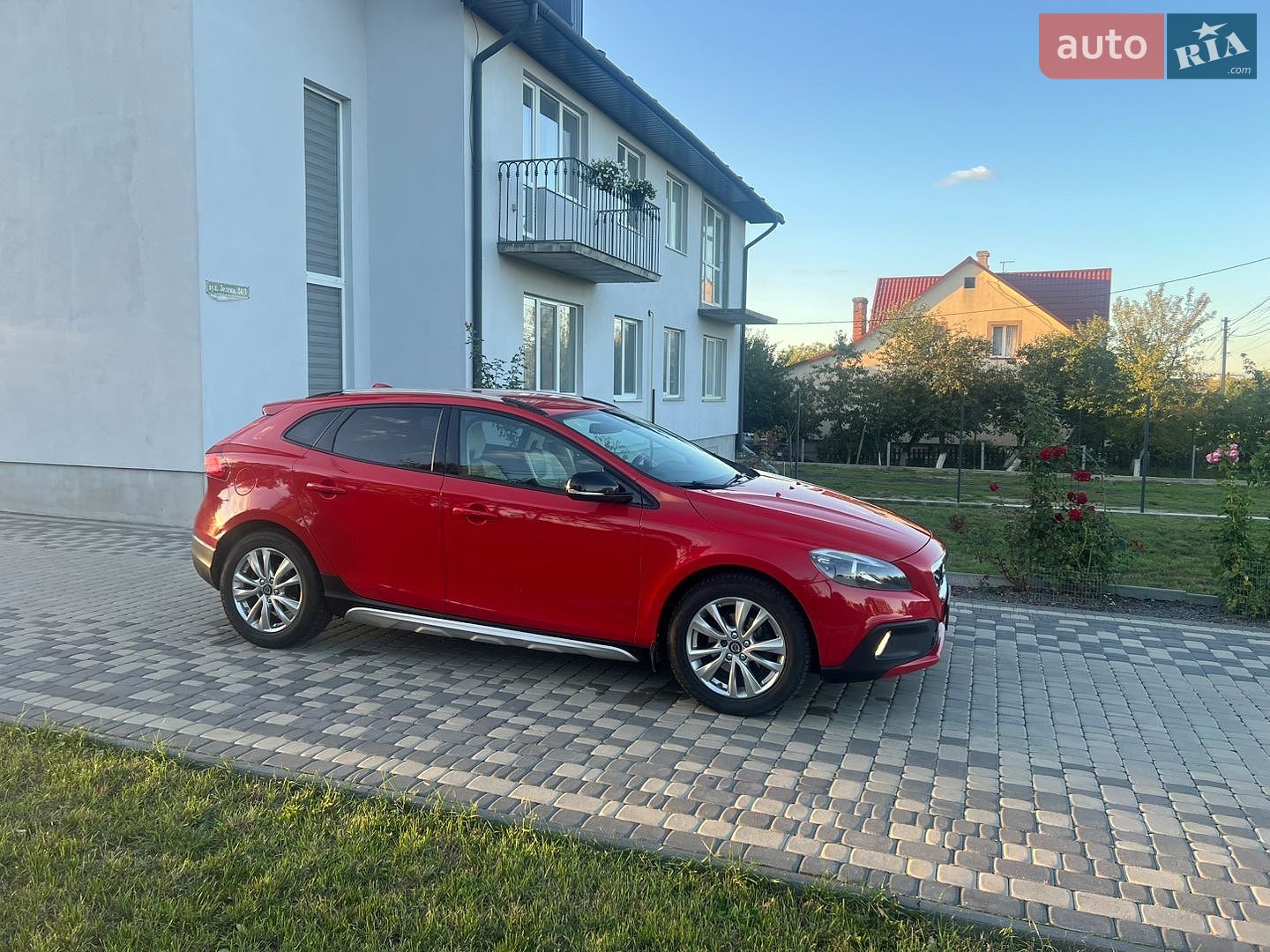 Volvo V40 Cross Country 2013 VIN YV1MZ8451D2002645 фото оголошення 7 з 50