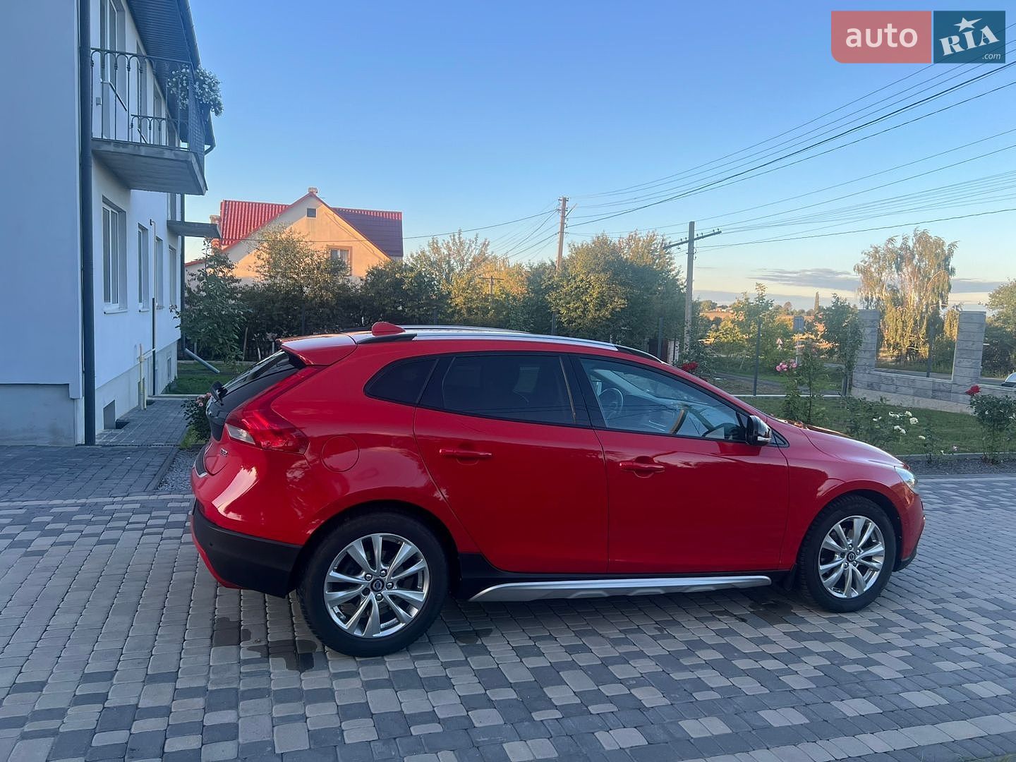 Volvo V40 Cross Country 2013 VIN YV1MZ8451D2002645 фото оголошення 10 з 50