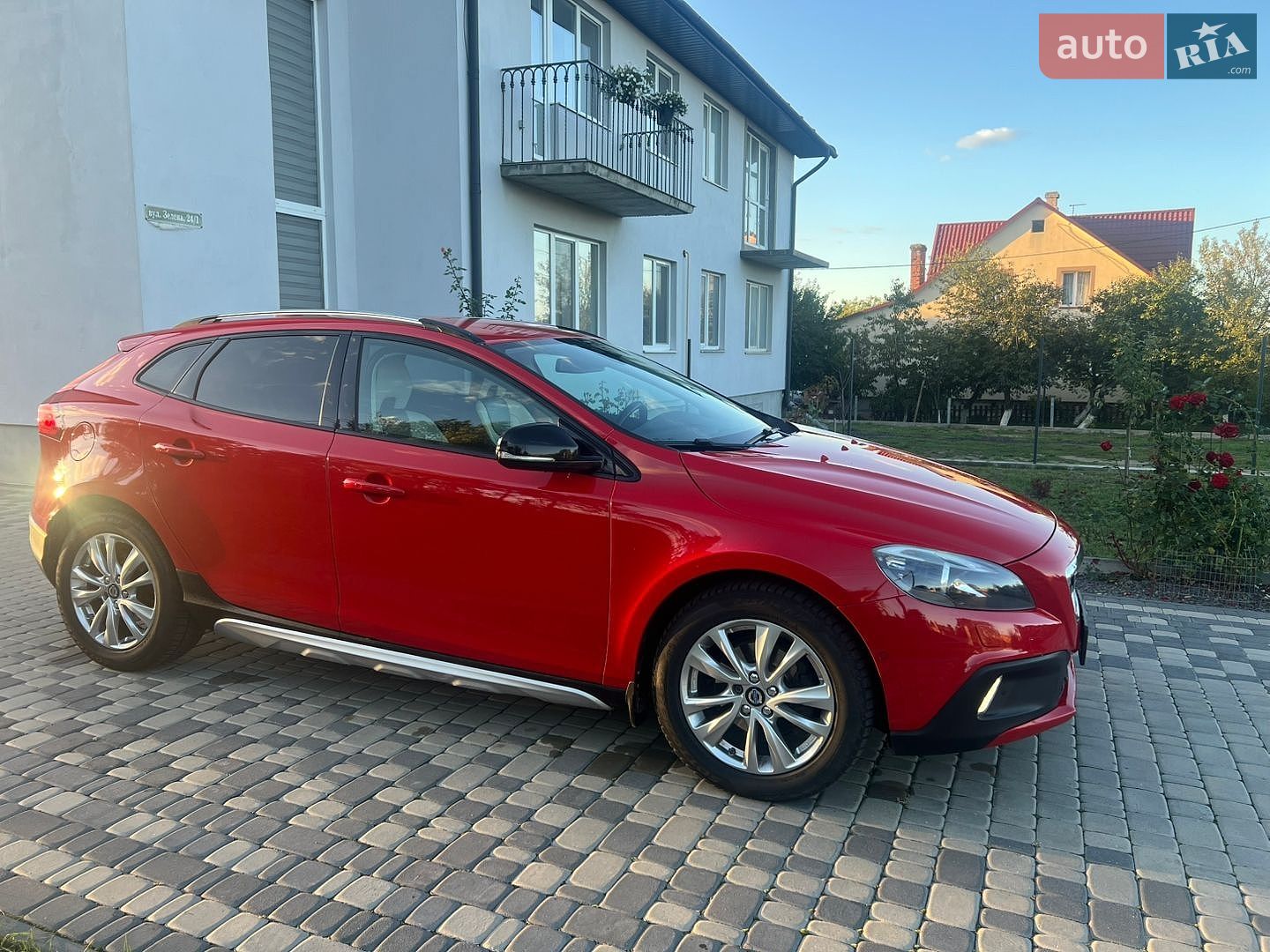 Volvo V40 Cross Country 2013 VIN YV1MZ8451D2002645 фото оголошення 11 з 50