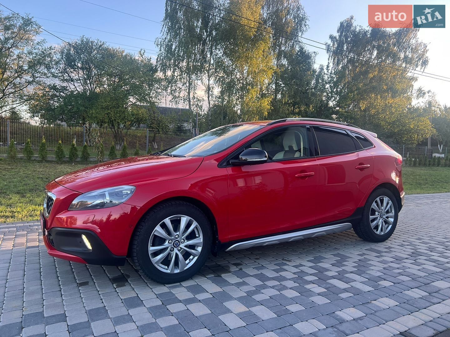 Volvo V40 Cross Country 2013 VIN YV1MZ8451D2002645 фото оголошення 12 з 50