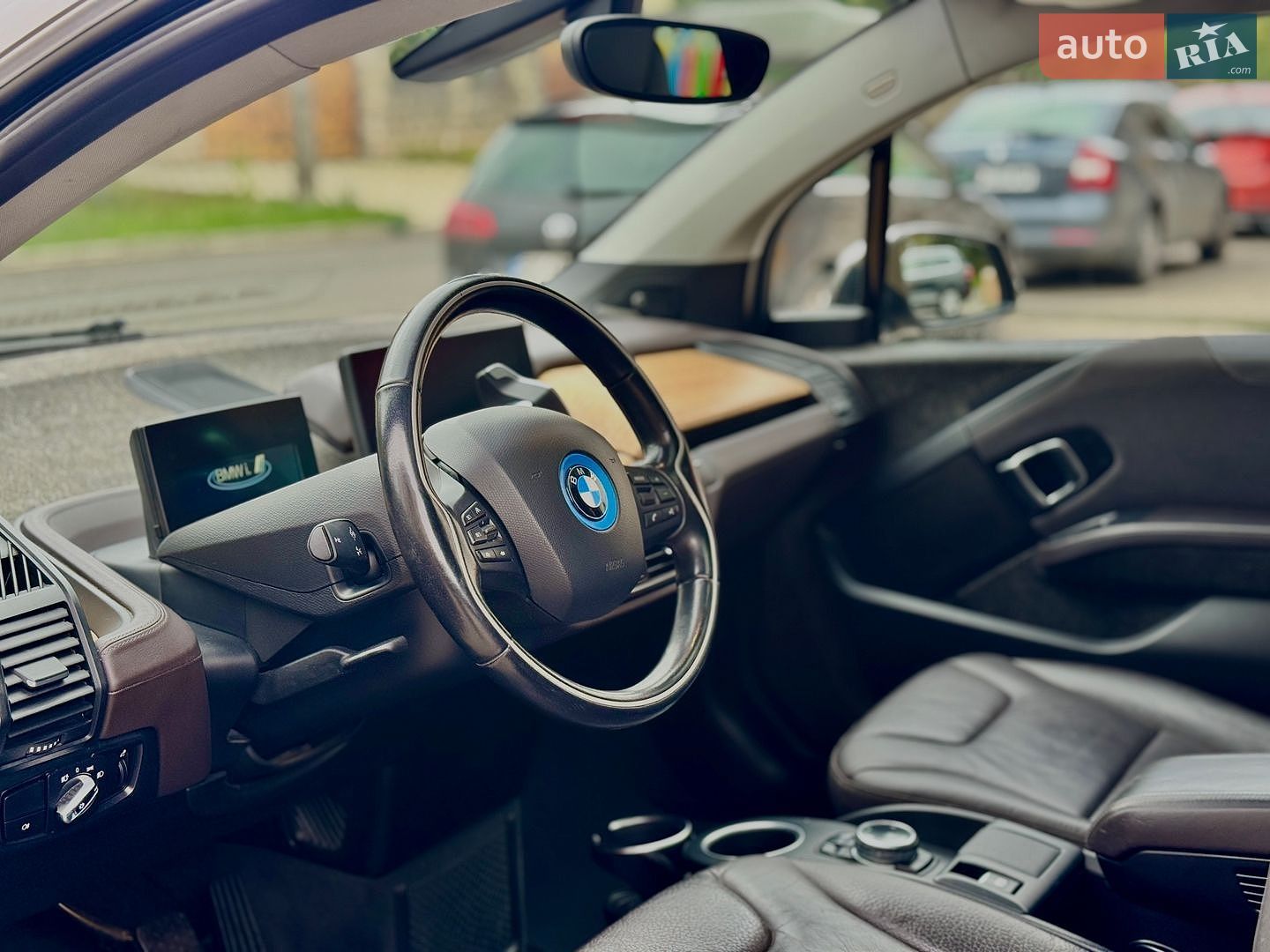 BMW I3 2014 VIN WBY1Z21080VZ61371 фото оголошення 17 з 33