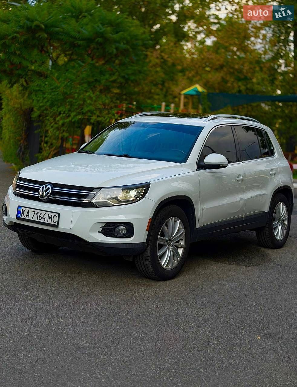 Volkswagen Tiguan 2015 VIN WVGAV7AX9GW507329 фото оголошення 2 з 7