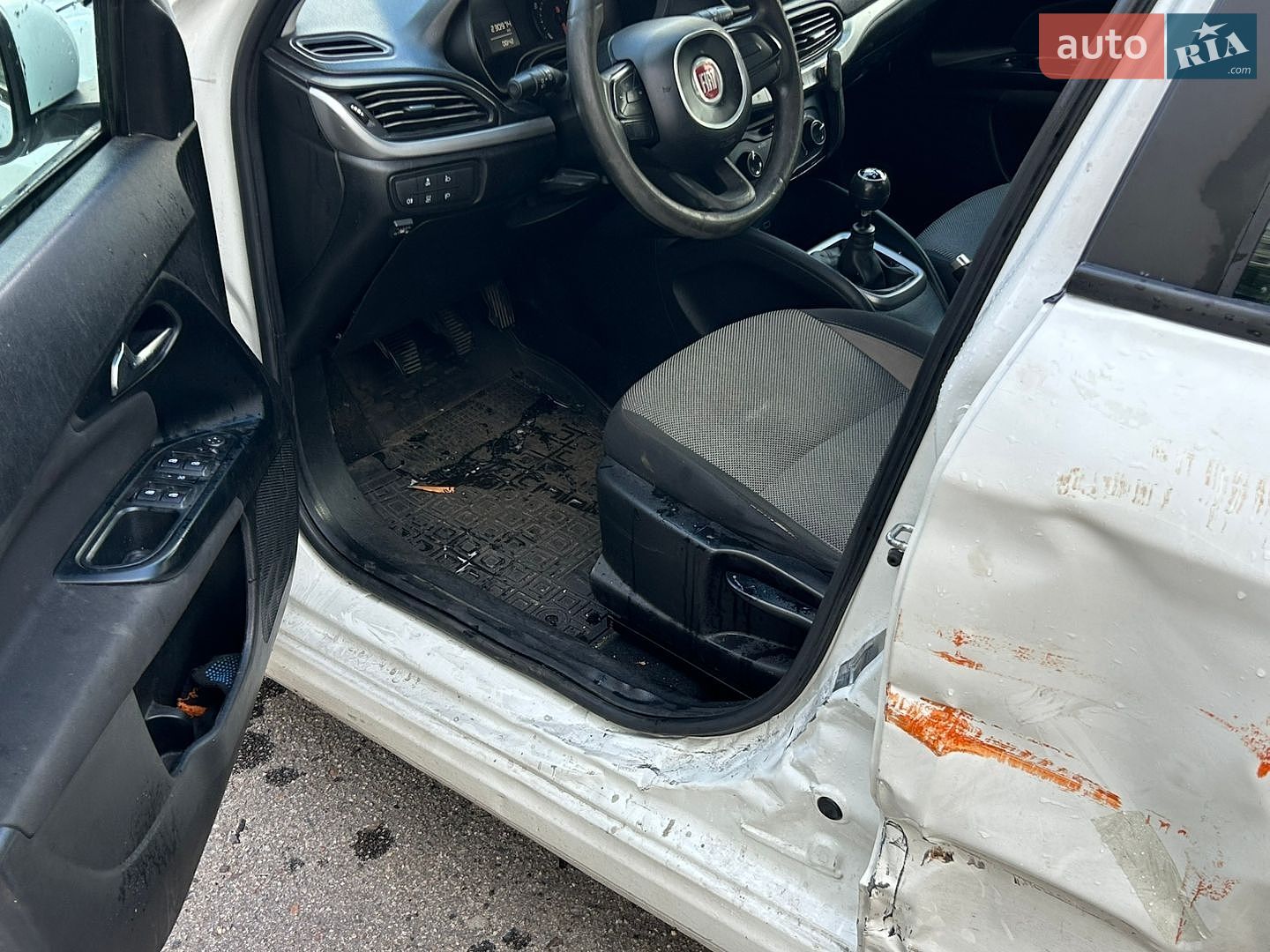 Fiat Tipo 2019 VIN ZFA35600006P08832 фото оголошення 9 з 11