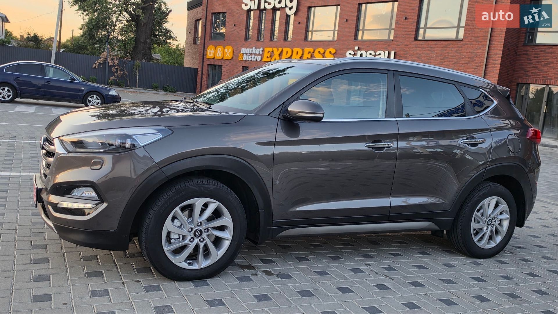 Hyundai Tucson 2016 VIN TMAJ381ADGJ015643 фото оголошення 16 з 24