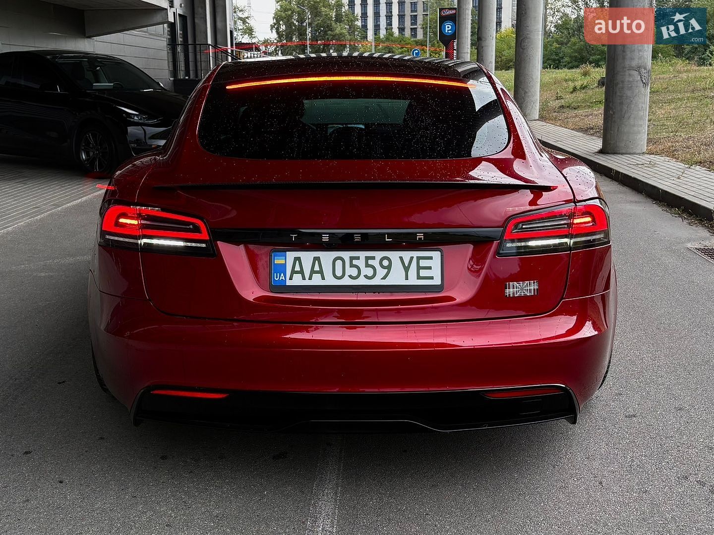 Tesla Model S 2024 VIN 5YJSA1E61RF533045 фото оголошення 4 з 17