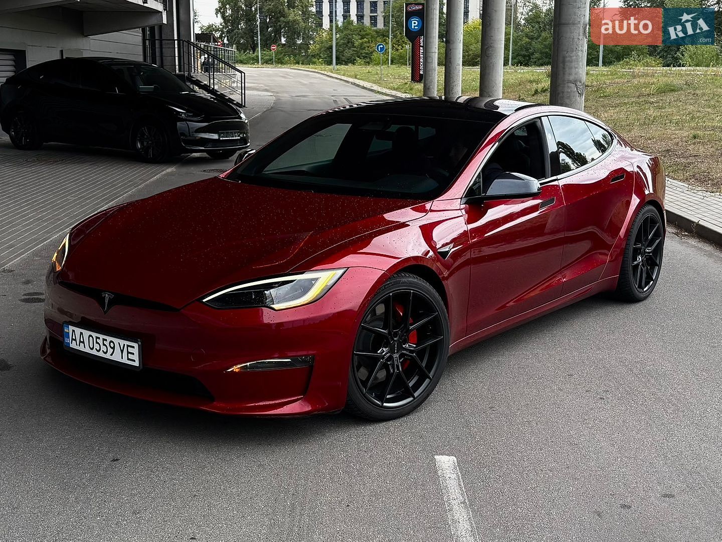 Tesla Model S 2024 VIN 5YJSA1E61RF533045 фото оголошення 9 з 17