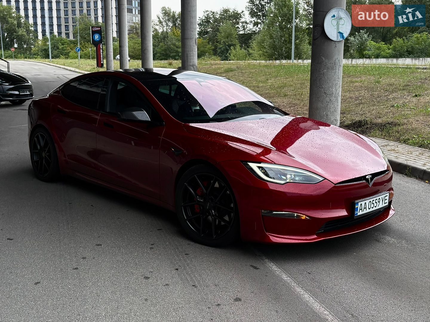 Tesla Model S 2024 VIN 5YJSA1E61RF533045 фото оголошення 10 з 17