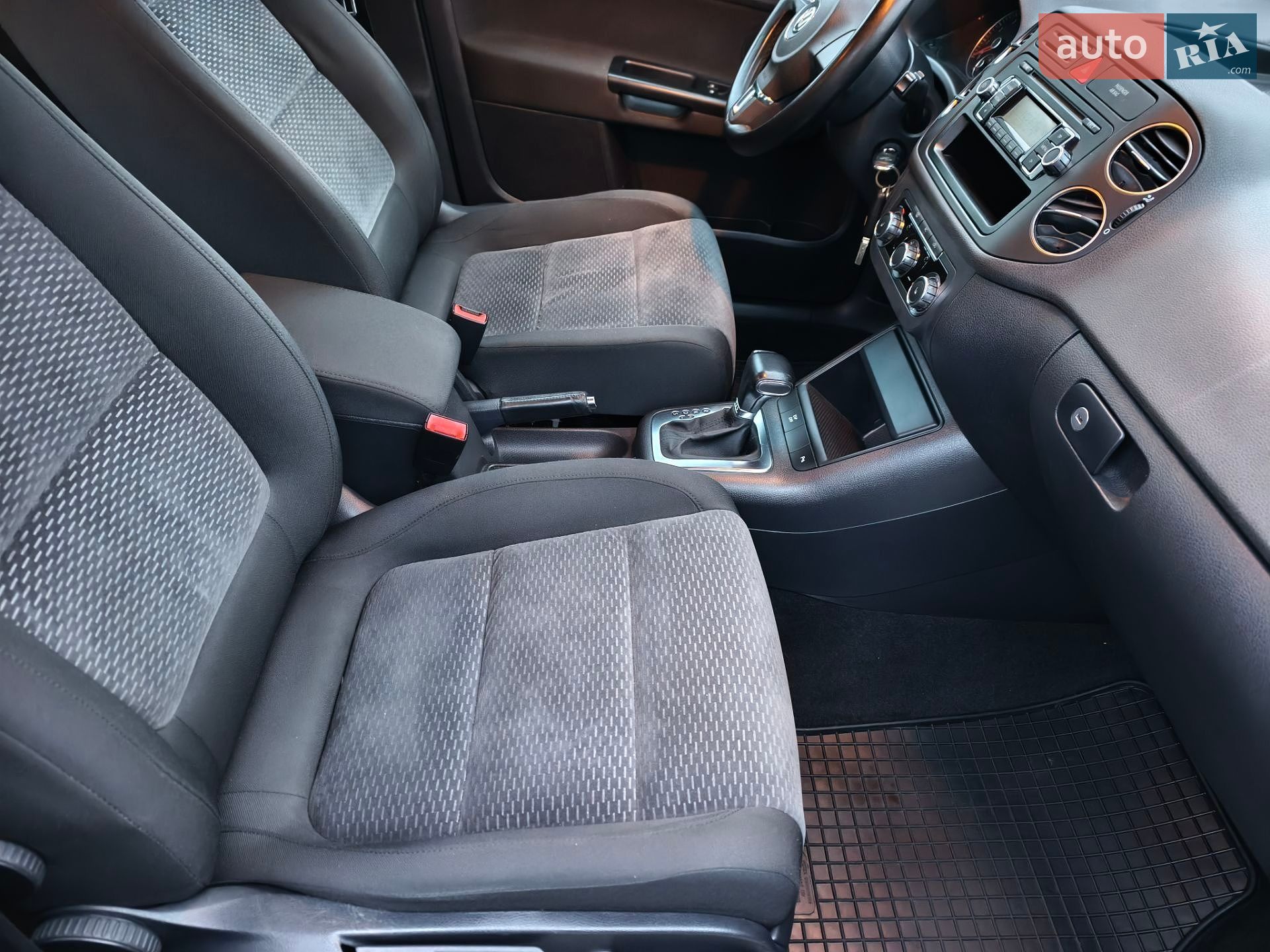 Volkswagen Golf Plus 2010 VIN WVWZZZ1KZAW515171 фото оголошення 18 з 106