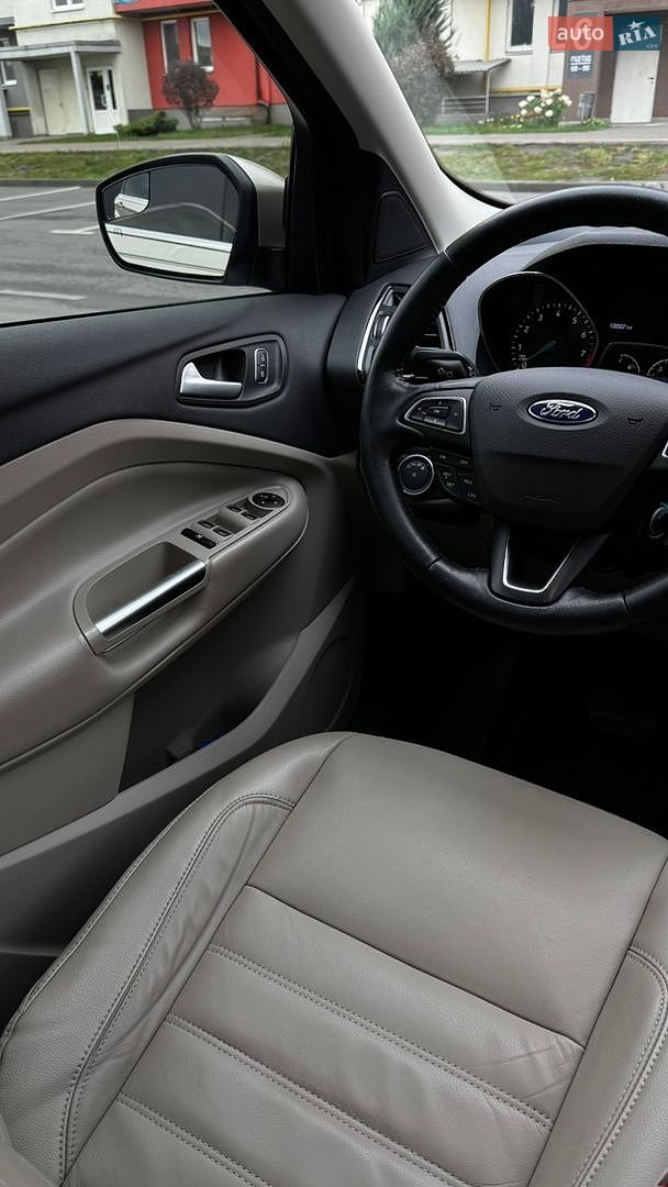 Ford Escape 2018 VIN 1FMCU0HD4JUD14880 фото оголошення 20 з 47