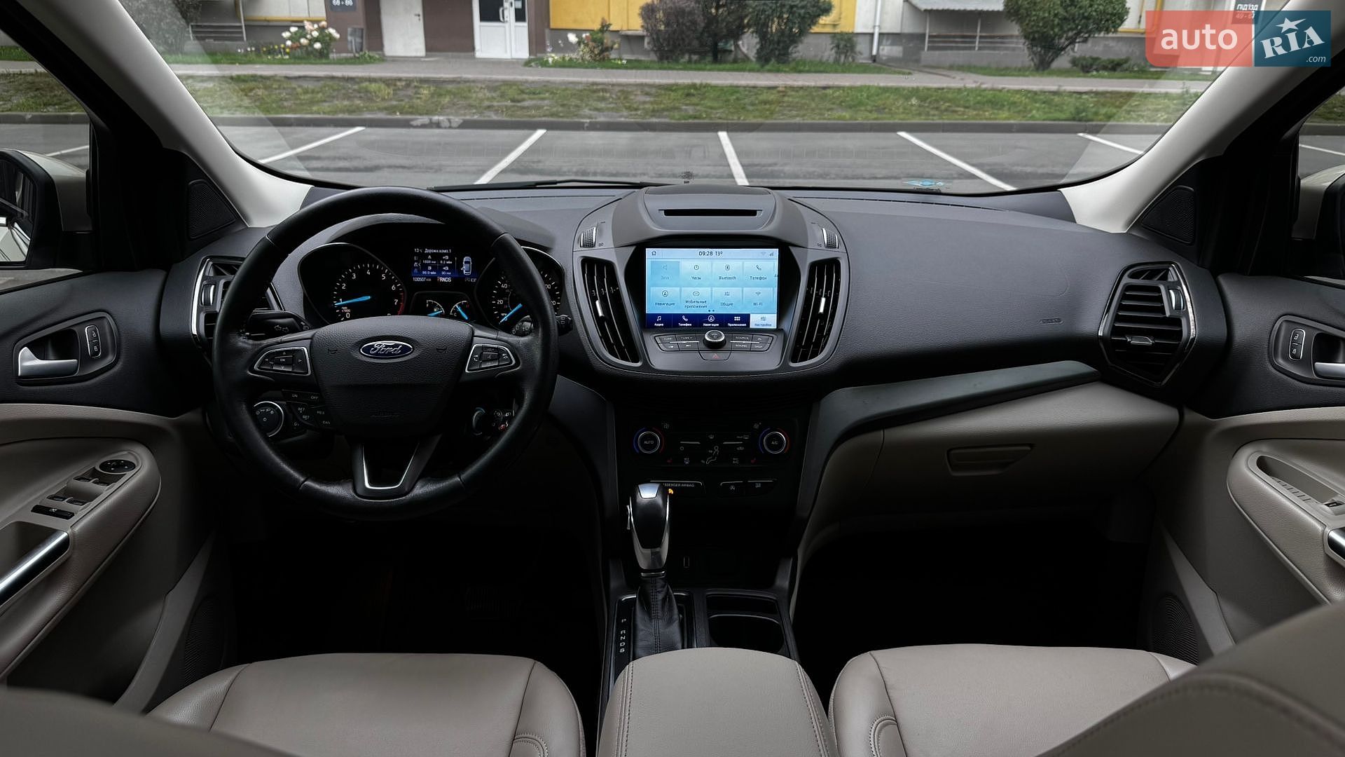Ford Escape 2018 VIN 1FMCU0HD4JUD14880 фото оголошення 21 з 47