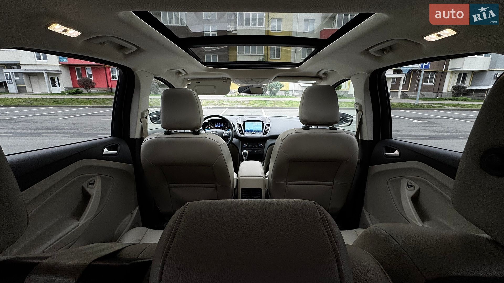 Ford Escape 2018 VIN 1FMCU0HD4JUD14880 фото оголошення 23 з 47