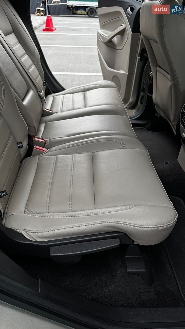 Ford Escape 2018 VIN 1FMCU0HD4JUD14880 фото оголошення 24 з 47