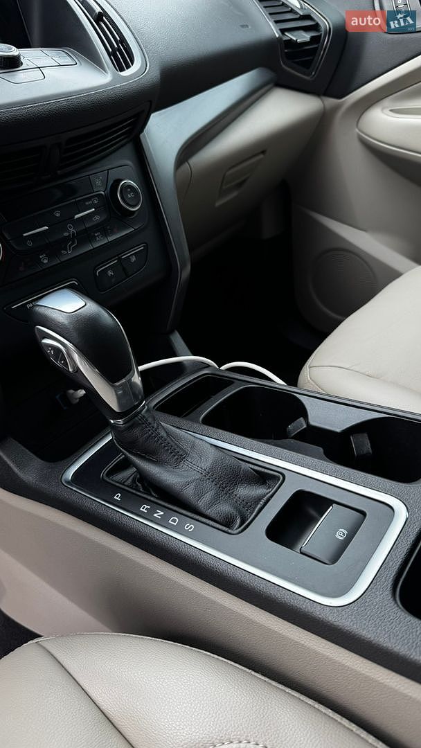Ford Escape 2018 VIN 1FMCU0HD4JUD14880 фото оголошення 46 з 47