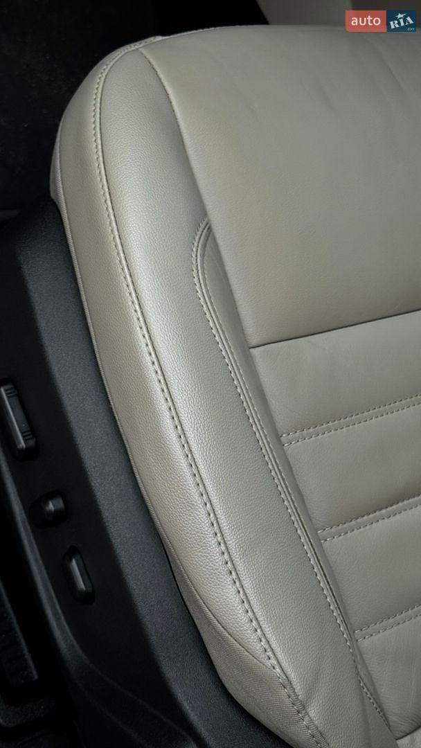 Ford Escape 2018 VIN 1FMCU0HD4JUD14880 фото оголошення 47 з 47