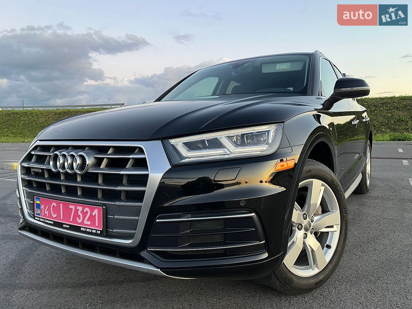 Audi Q5 2018 VIN WA1BNAFY9J2207693 фото оголошення 5 з 48