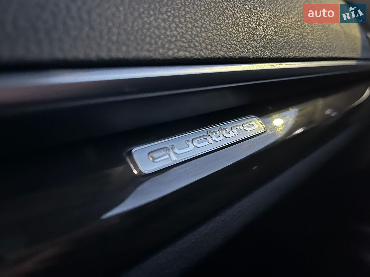 Audi Q5 2018 VIN WA1BNAFY9J2207693 фото оголошення 47 з 48