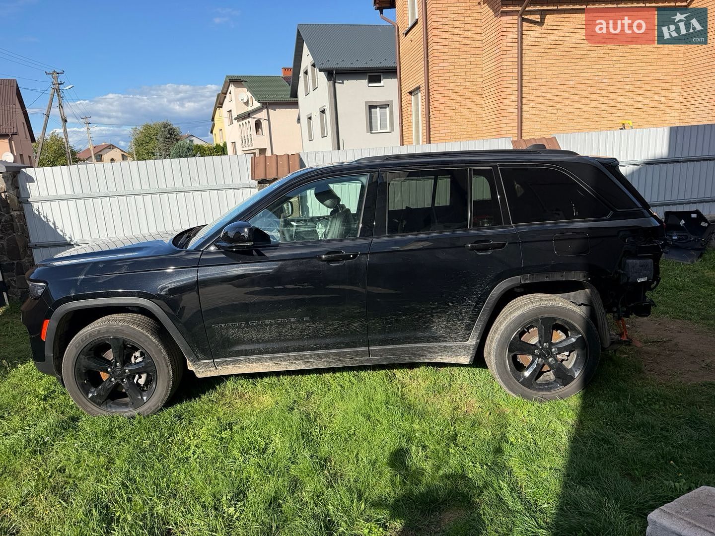 Jeep Grand Cherokee 2024 VIN 1C4RJHAG4RC223376 фото оголошення 5 з 19
