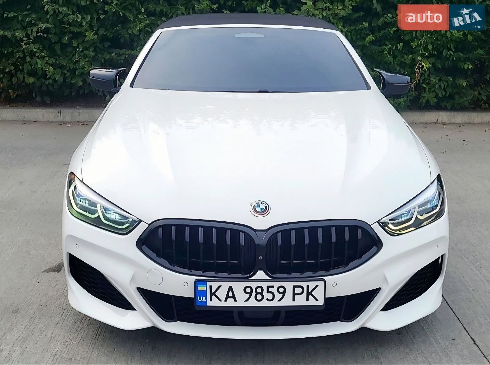 BMW 8 Series 2019 VIN WBAFY4C57KBX29392 фото оголошення 3 з 13