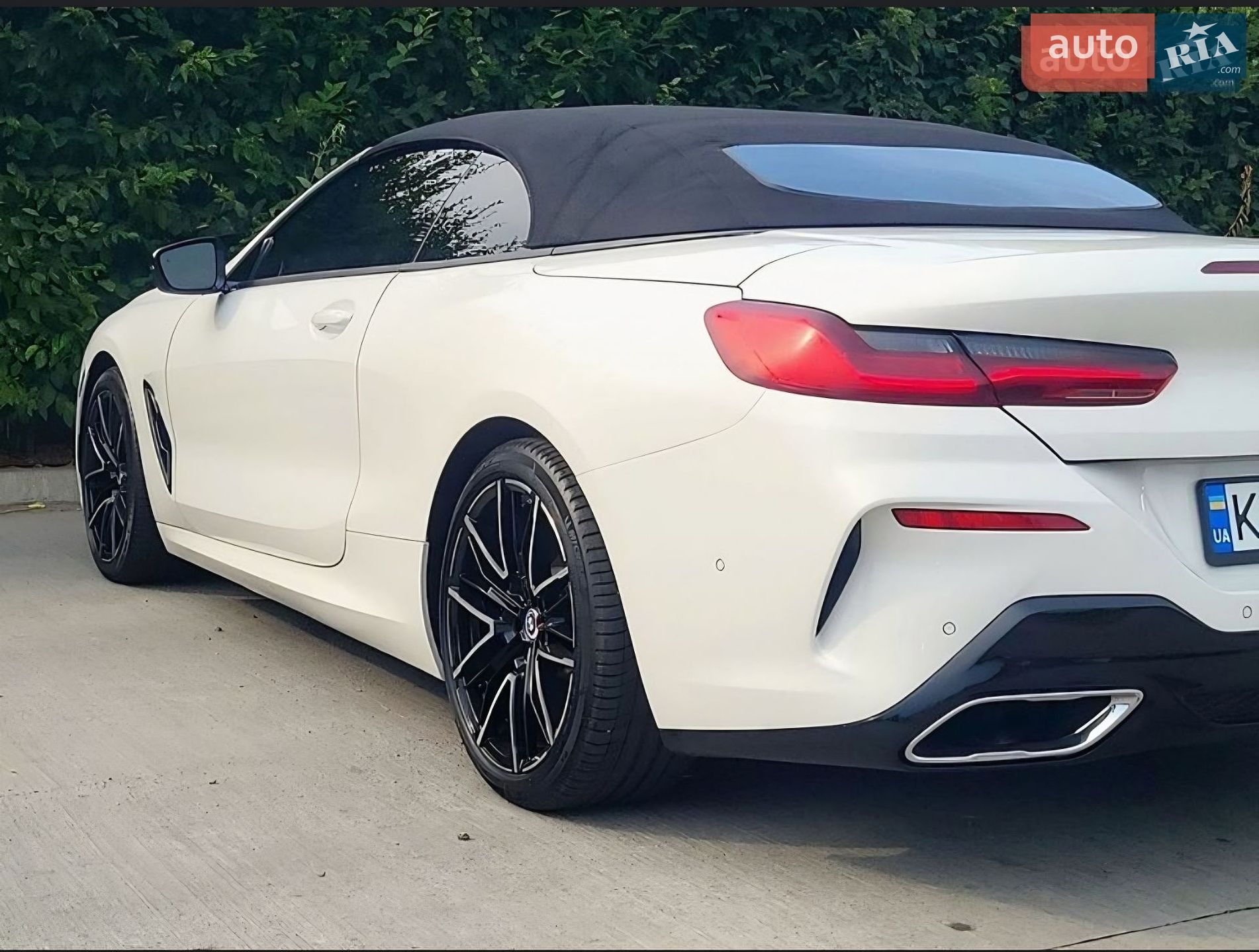 BMW 8 Series 2019 VIN WBAFY4C57KBX29392 фото оголошення 6 з 13