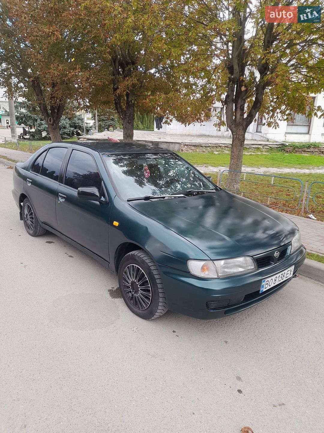 Nissan Almera 1996 VIN JN1BFAN15U0000589 фото оголошення 3 з 10