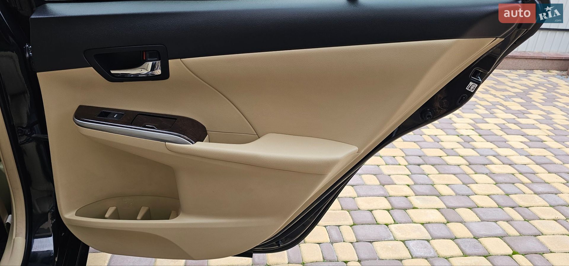 TOYOTA CAMRY 2016 VIN JTNBFYFK403033818 фото оголошення 22 з 40