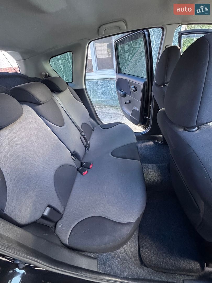 Nissan Note 2010 VIN SJNFAAE11U2094231 фото оголошення 9 з 12
