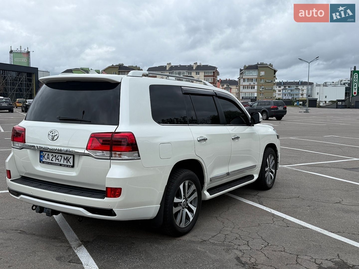 Toyota Land Cruiser 2017 VIN JTMCV02J504222434 фото оголошення 38 з 96