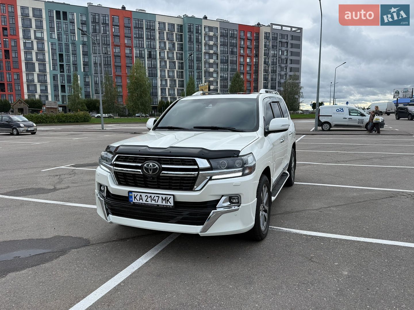 Toyota Land Cruiser 2017 VIN JTMCV02J504222434 фото оголошення 10 з 96