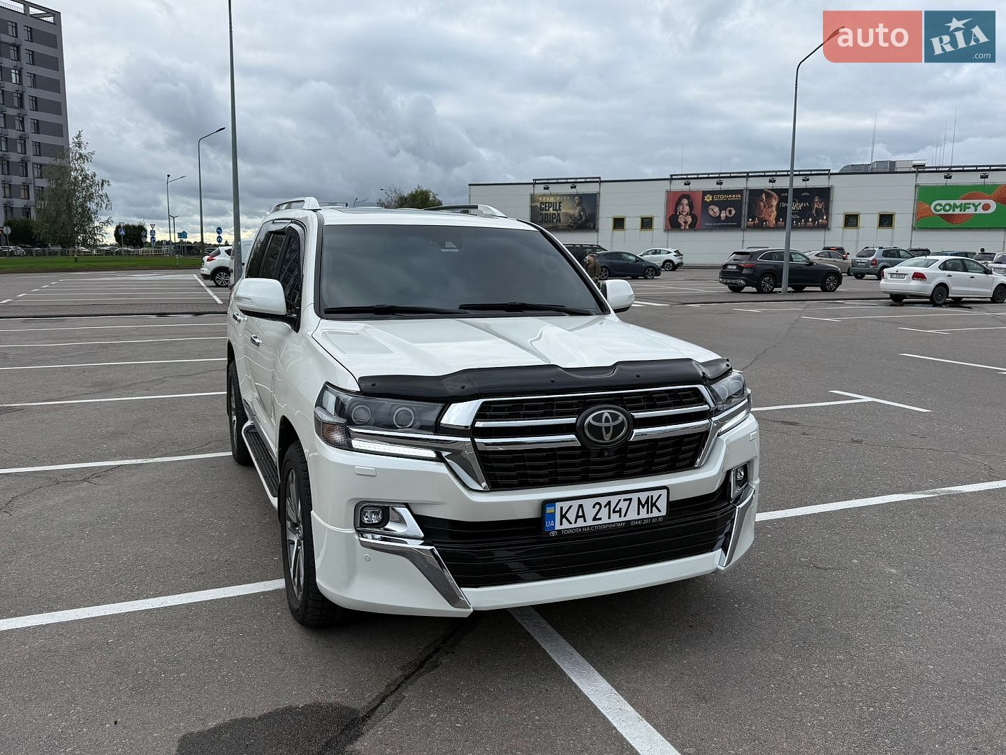Toyota Land Cruiser 2017 VIN JTMCV02J504222434 фото оголошення 17 з 96