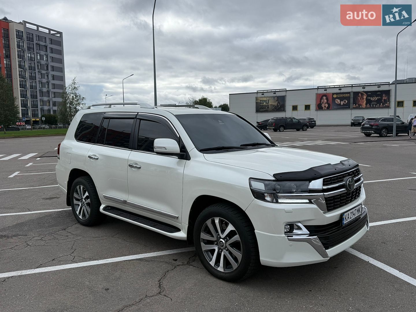Toyota Land Cruiser 2017 VIN JTMCV02J504222434 фото оголошення 21 з 96