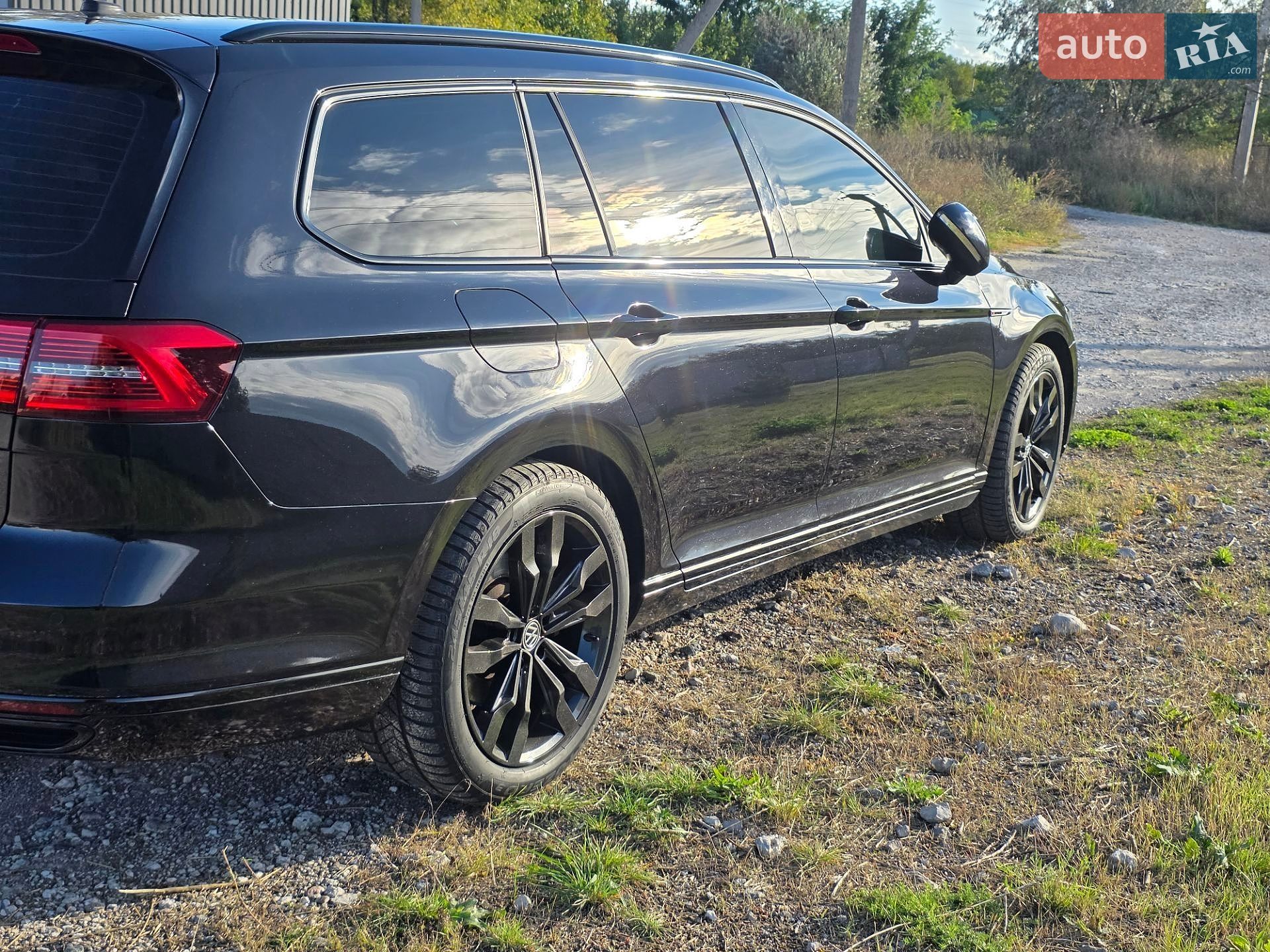 Volkswagen Passat 2018 VIN WVWZZZ3CZJE046131 фото оголошення 5 з 24