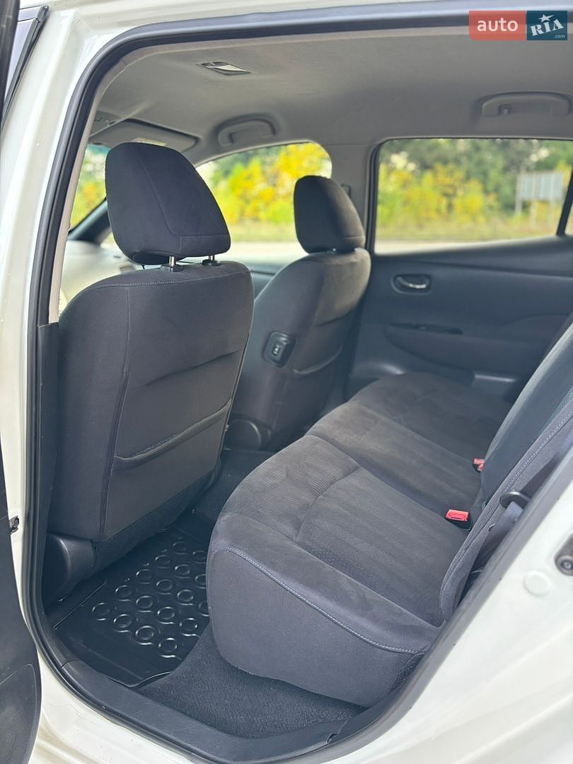 Nissan Leaf 2013 VIN SJNFAAZE0U6006976 фото оголошення 8 з 18