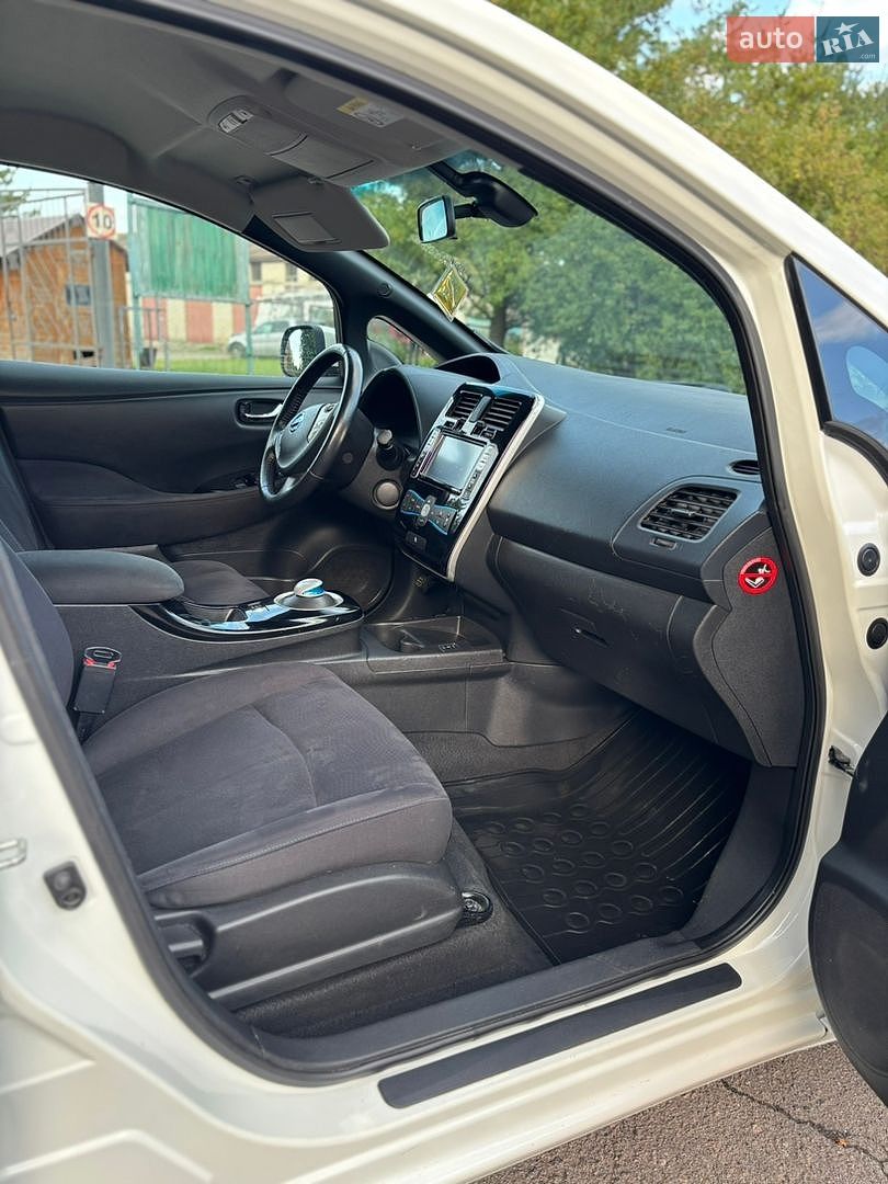 Nissan Leaf 2013 VIN SJNFAAZE0U6006976 фото оголошення 9 з 18