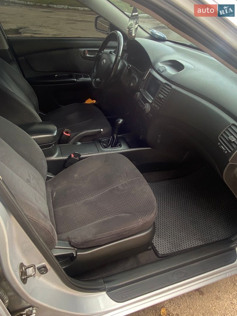 KIA MAGENTIS 2006 VIN KNEGE222265037955 фото оголошення 14 з 21