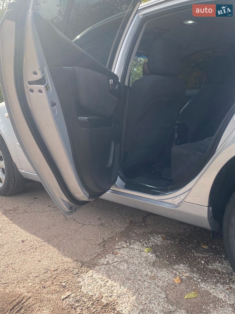 KIA MAGENTIS 2006 VIN KNEGE222265037955 фото оголошення 20 з 21