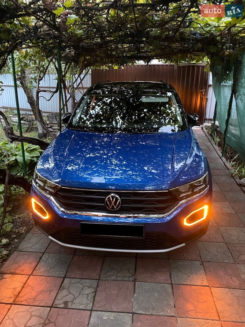 Volkswagen T-Roc 2021 VIN WVGZZZA1ZMV118727 фото оголошення 4 з 18