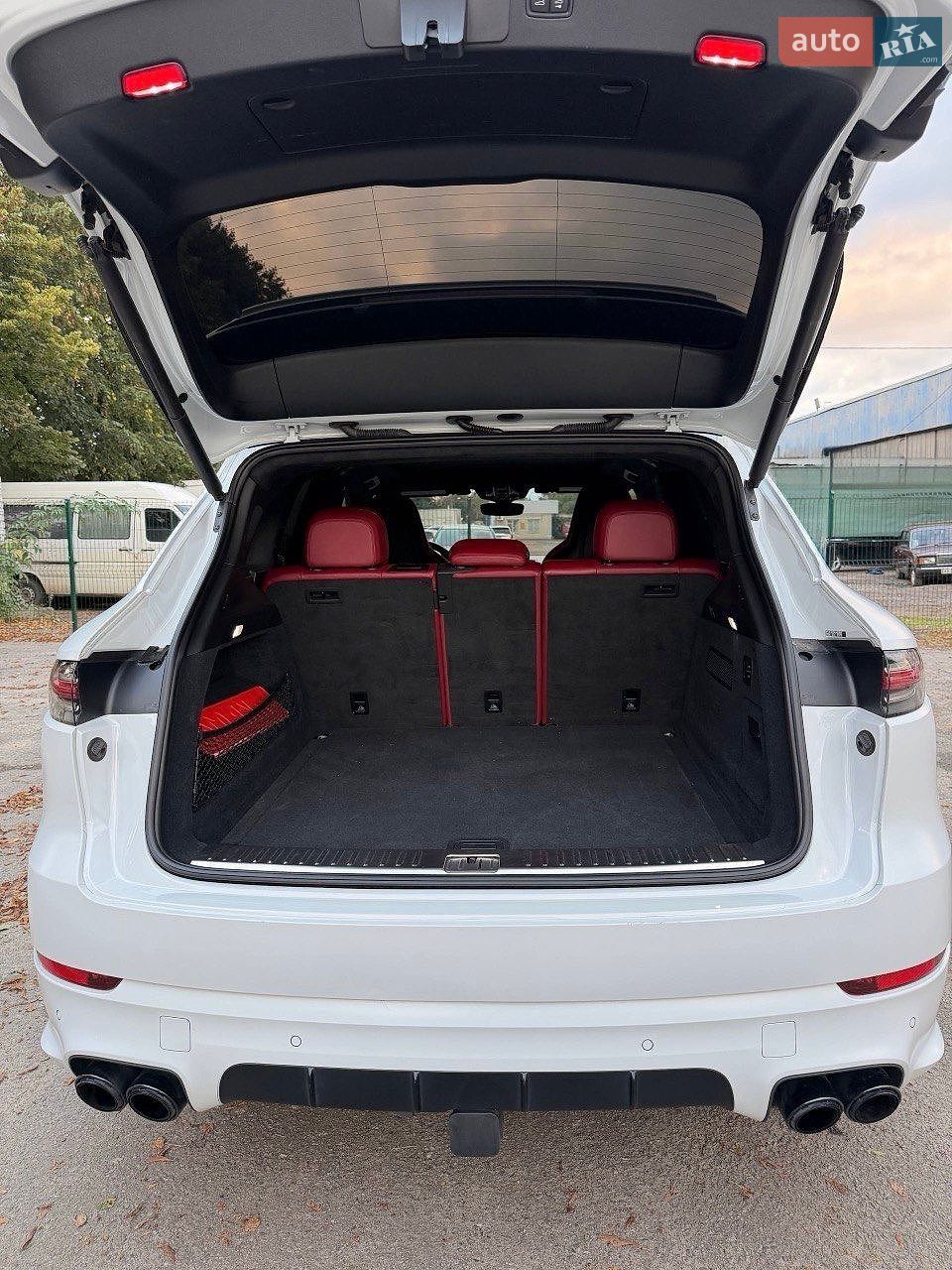 Porsche Cayenne 2018 VIN WP1AF2AY8KDA80600 фото оголошення 7 з 10