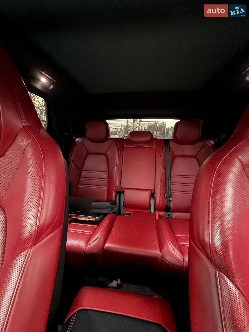 Porsche Cayenne 2018 VIN WP1AF2AY8KDA80600 фото оголошення 10 з 10