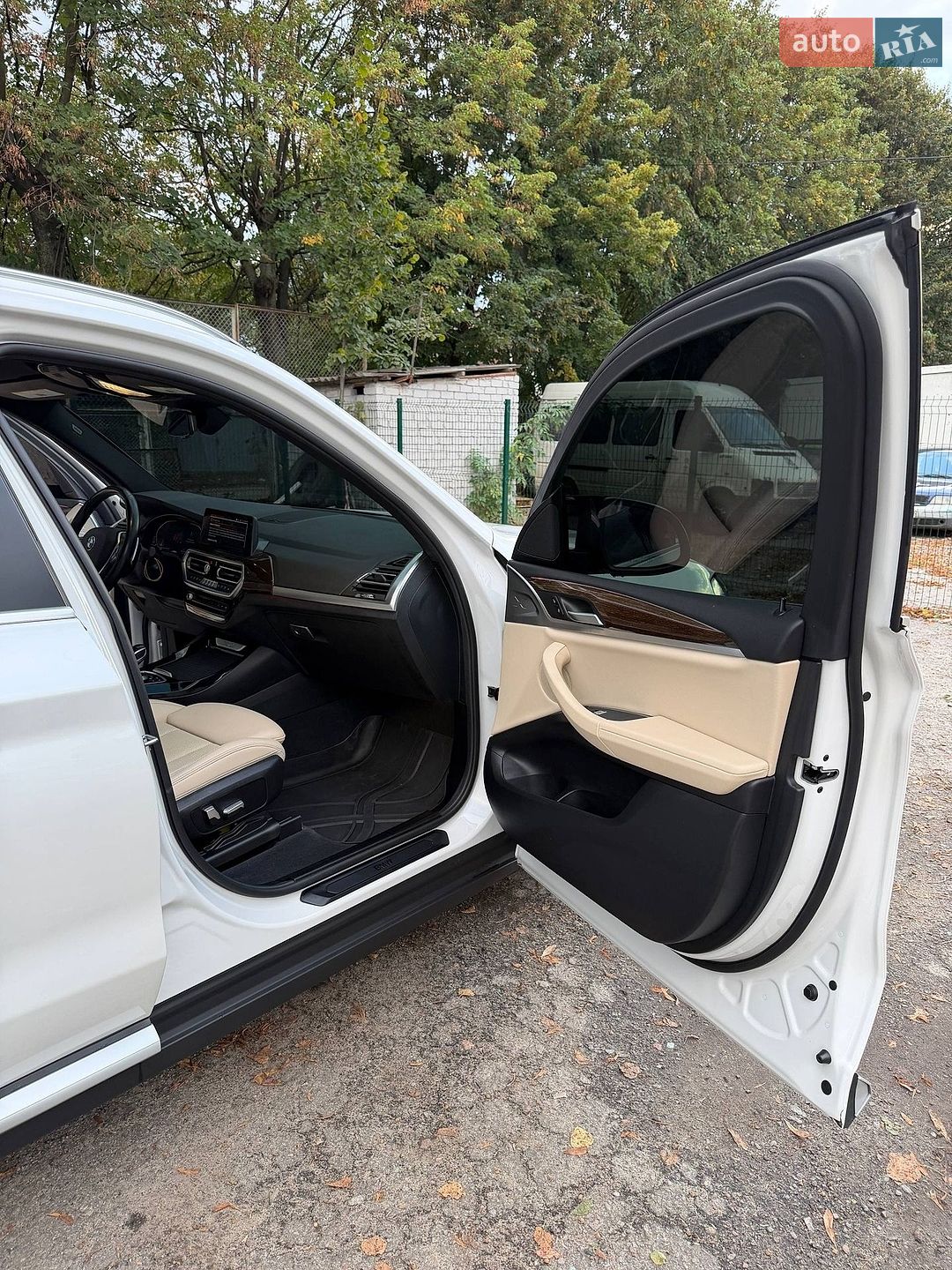 BMW X3 2022 VIN 5UX53DP07P9P11869 фото оголошення 4 з 11