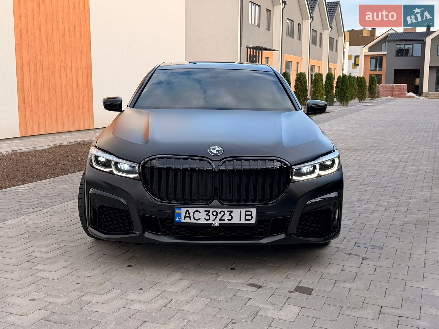 BMW 7 Series 2017 VIN WBA7F2C56JB238194 фото оголошення 4 з 42