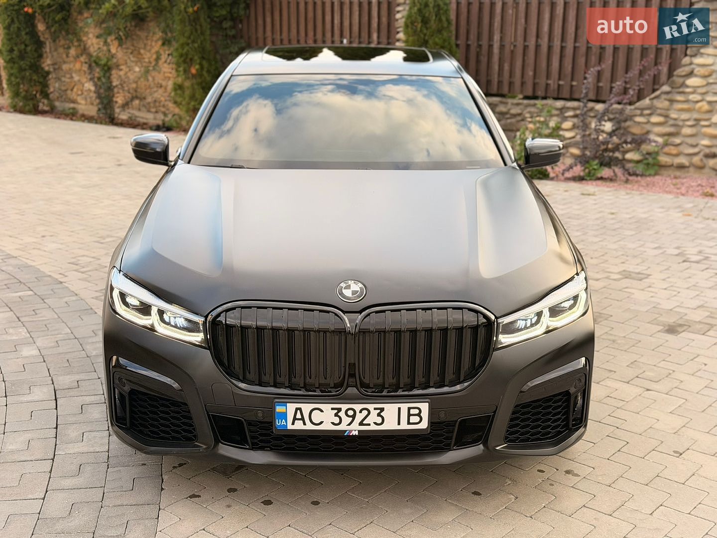 BMW 7 Series 2017 VIN WBA7F2C56JB238194 фото оголошення 8 з 42