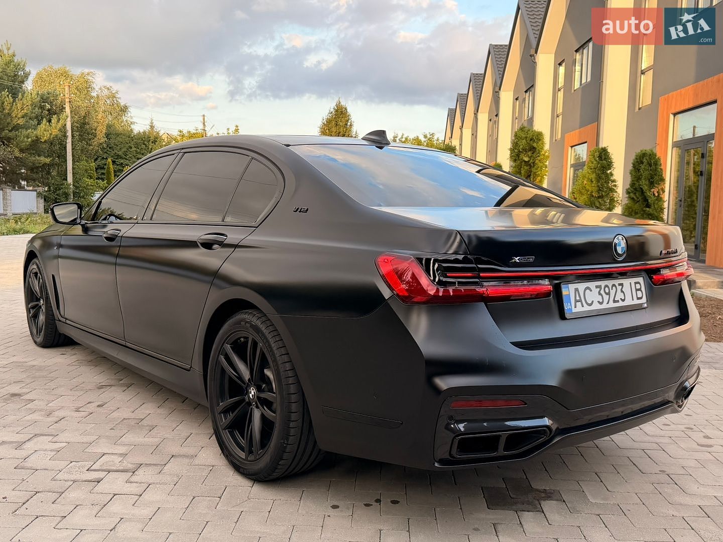 BMW 7 Series 2017 VIN WBA7F2C56JB238194 фото оголошення 9 з 42