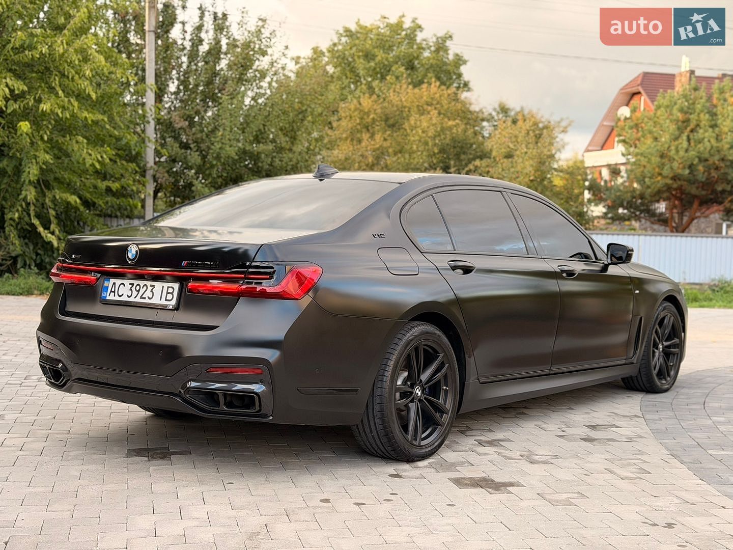 BMW 7 Series 2017 VIN WBA7F2C56JB238194 фото оголошення 11 з 42